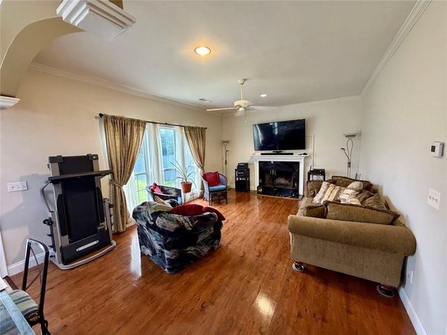1473 Chamirey Drive SW, Marietta, GA 30008