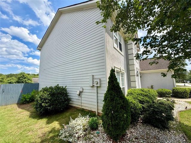 1473 Chamirey Drive SW, Marietta, GA 30008