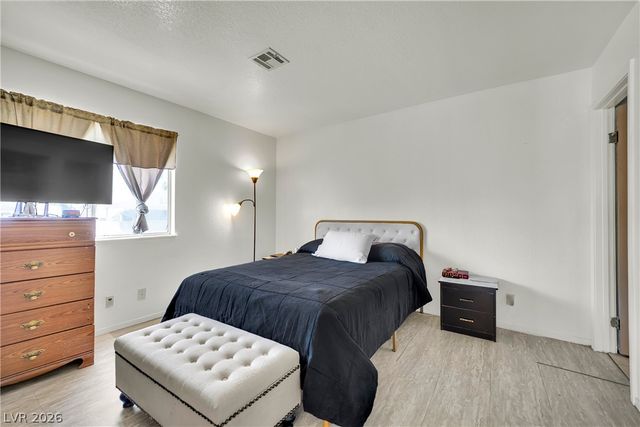 8057 Cimarron Ridge Drive, Las Vegas, NV 89128
