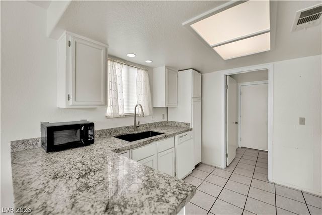 8057 Cimarron Ridge Drive, Las Vegas, NV 89128