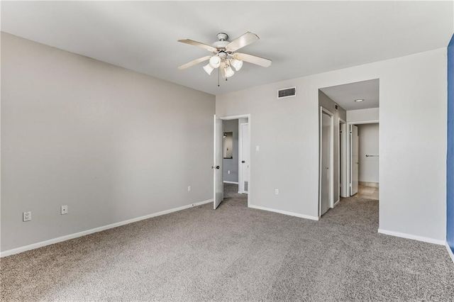 520 S Chaparral St 501, Corpus Christi, TX 78401