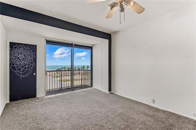 520 S Chaparral St 501, Corpus Christi, TX 78401