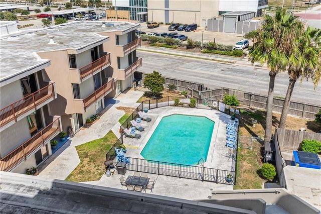 520 S Chaparral St 501, Corpus Christi, TX 78401