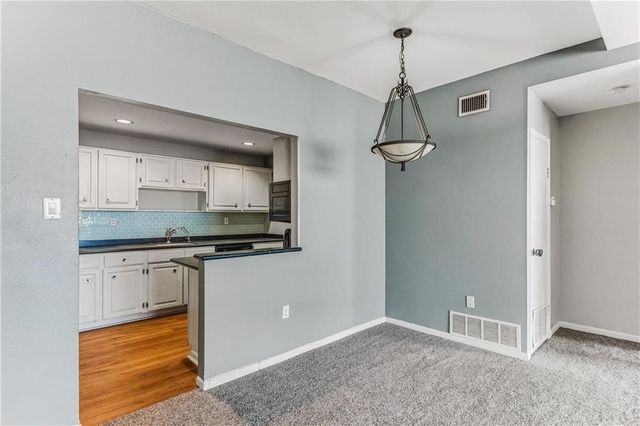 520 S Chaparral St 501, Corpus Christi, TX 78401
