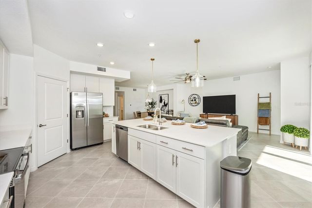 17700 BORACAY COURT 102, Venice, FL 34293