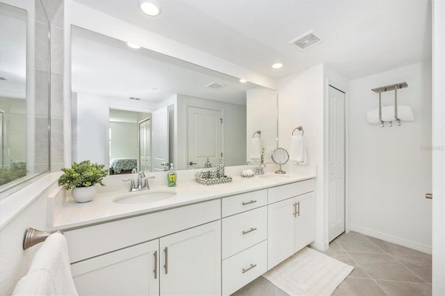 17700 BORACAY COURT 102, Venice, FL 34293