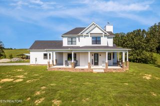 525 Basil Fugate Rd, Spring City, TN 37381