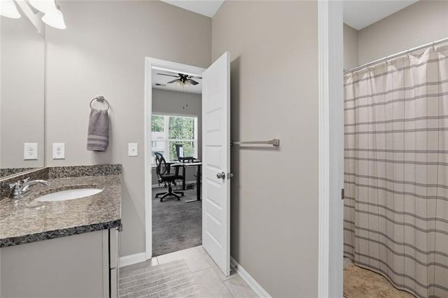 166 Ashbridge Lane, Dallas, GA 30132