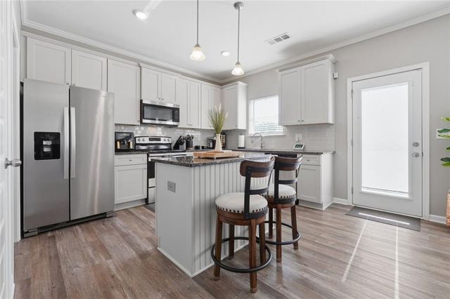 166 Ashbridge Lane, Dallas, GA 30132