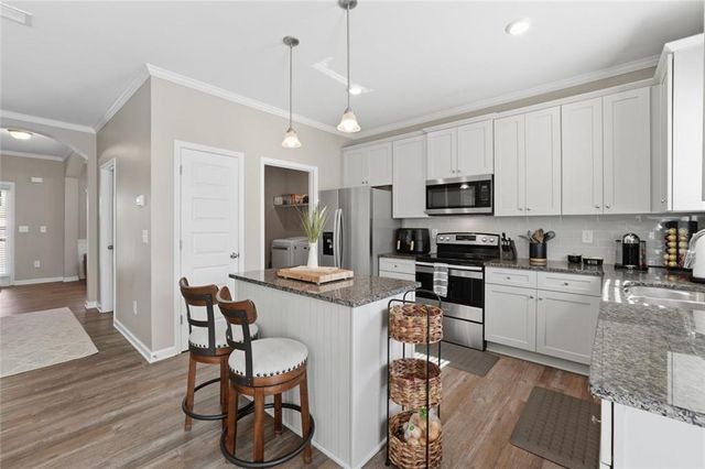 166 Ashbridge Lane, Dallas, GA 30132