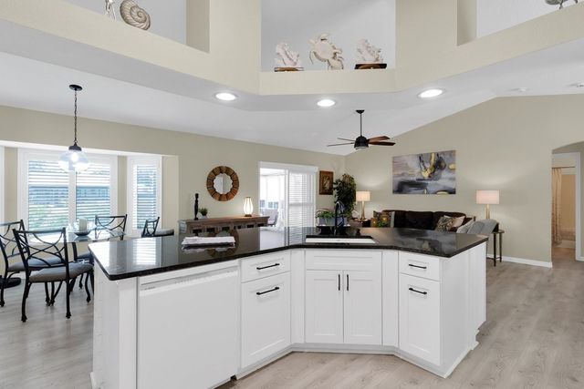 865 Grandin Avenue, Sebastian, FL 32958