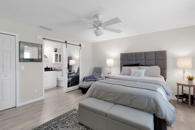 865 Grandin Avenue, Sebastian, FL 32958