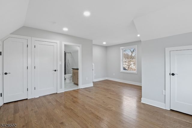 16 Old Short Hills Road, Millburn Twp., NJ 07041