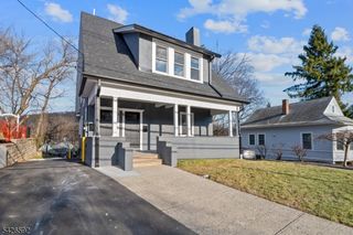 16 Old Short Hills Road, Millburn Twp., NJ 07041