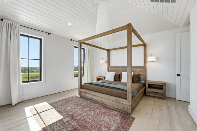 10818 Sweetwater Cove Boulevard, Galveston, TX 77554