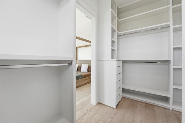 10818 Sweetwater Cove Boulevard, Galveston, TX 77554