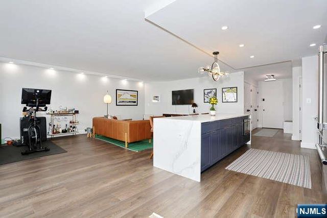 6 Horizon Road 2107, Fort Lee, NJ 07024