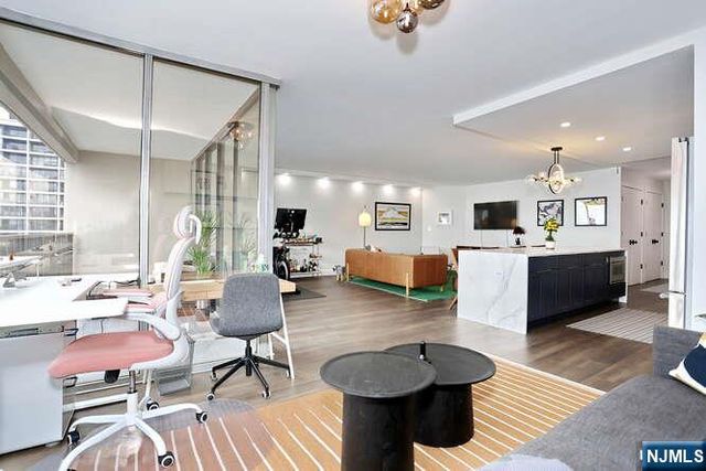 6 Horizon Road 2107, Fort Lee, NJ 07024