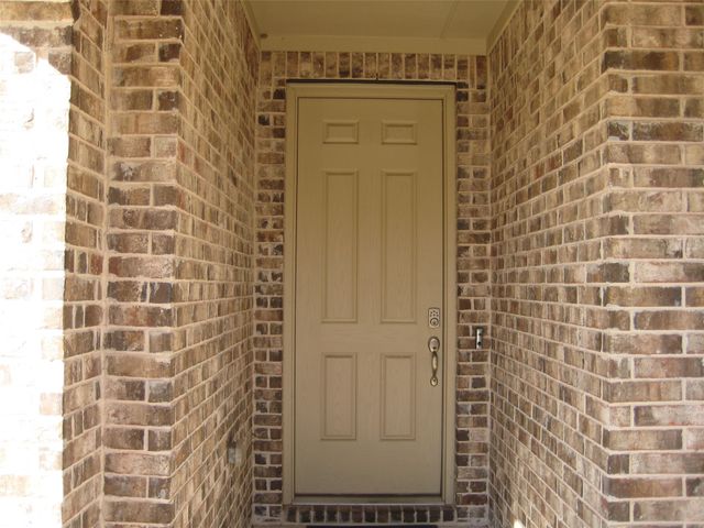 2 Grouse Run, Sanger, TX 76266