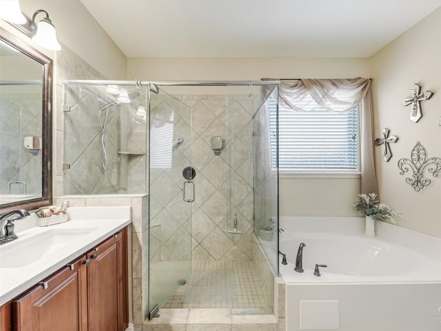 212 Rugby Lane, Mckinney, TX 75072