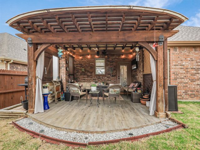 212 Rugby Lane, Mckinney, TX 75072