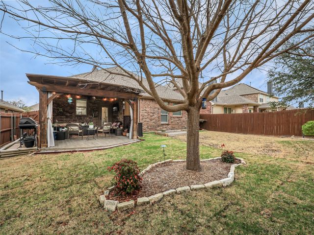 212 Rugby Lane, Mckinney, TX 75072