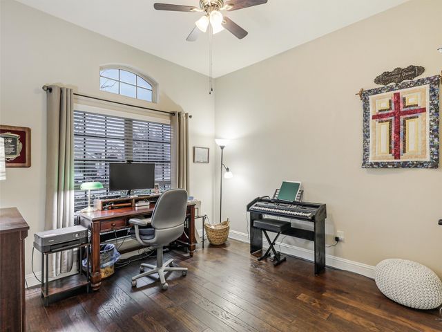 212 Rugby Lane, Mckinney, TX 75072