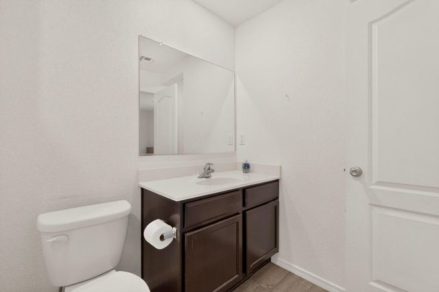913 Camino De Las Violeta, Belen, NM 87002
