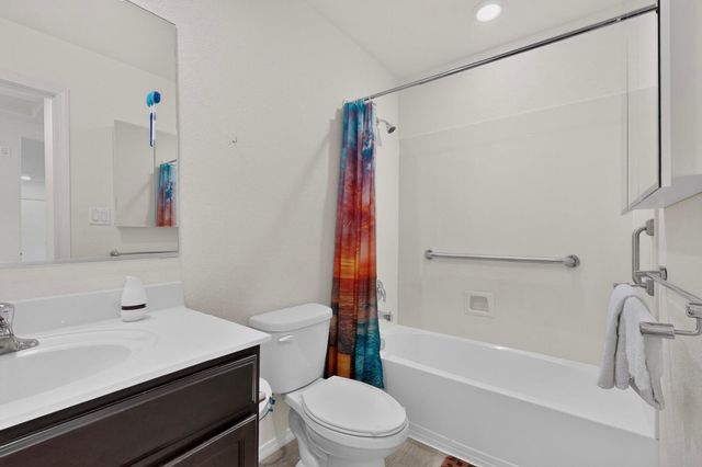 913 Camino De Las Violeta, Belen, NM 87002