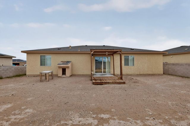 913 Camino De Las Violeta, Belen, NM 87002