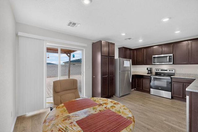 913 Camino De Las Violeta, Belen, NM 87002
