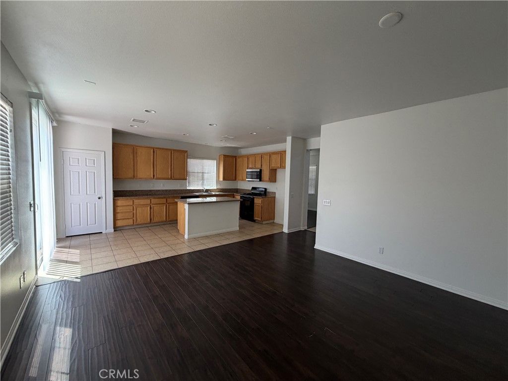 Image 21 of property listing at 3102 San Luis Drive, Lancaster, CA 93535