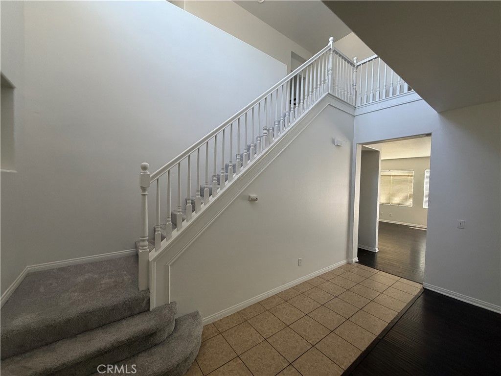 Image 5 of property listing at 3102 San Luis Drive, Lancaster, CA 93535
