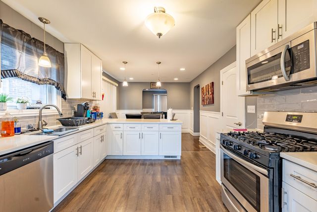 3938 W 66th Place, Chicago, IL 60629