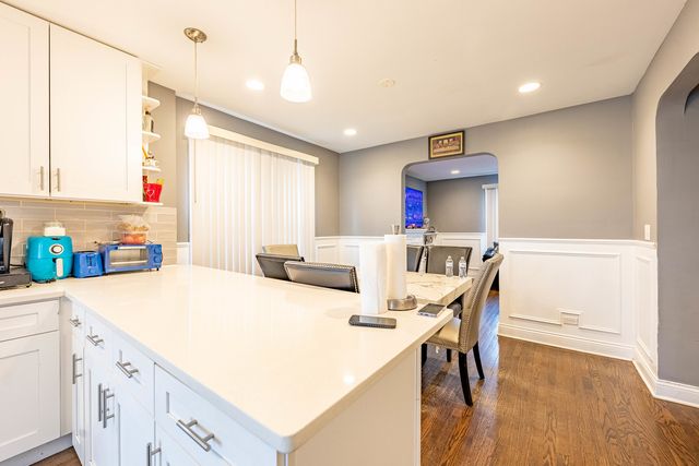 3938 W 66th Place, Chicago, IL 60629