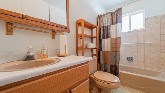 9441 S State Line Road, Dyer, IN 46311