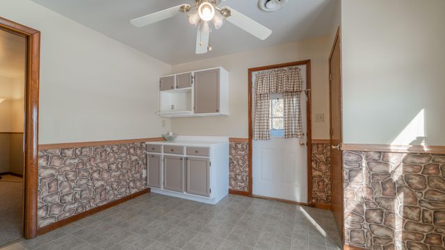 9441 S State Line Road, Dyer, IN 46311