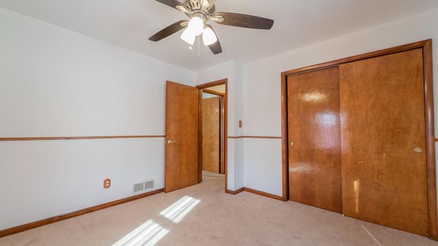 9441 S State Line Road, Dyer, IN 46311