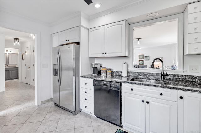 516 Opa Lane A, Stratford, CT 06614