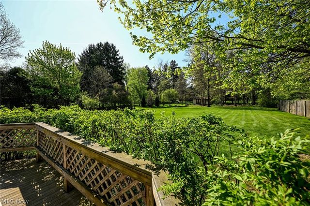 11040 Brookview Drive, Brecksville, OH 44141