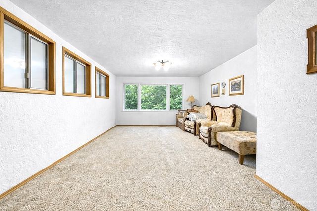 4029 SanMar Drive NE, Olympia, WA 98506