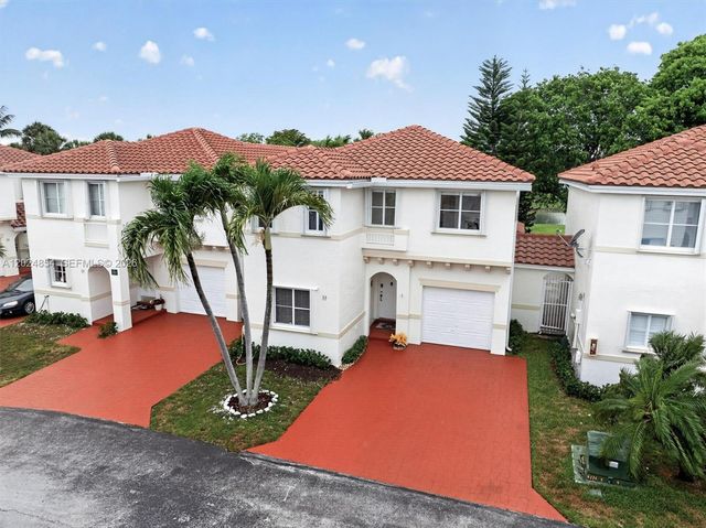 14930 SW 104th St 27, Miami, FL 33196