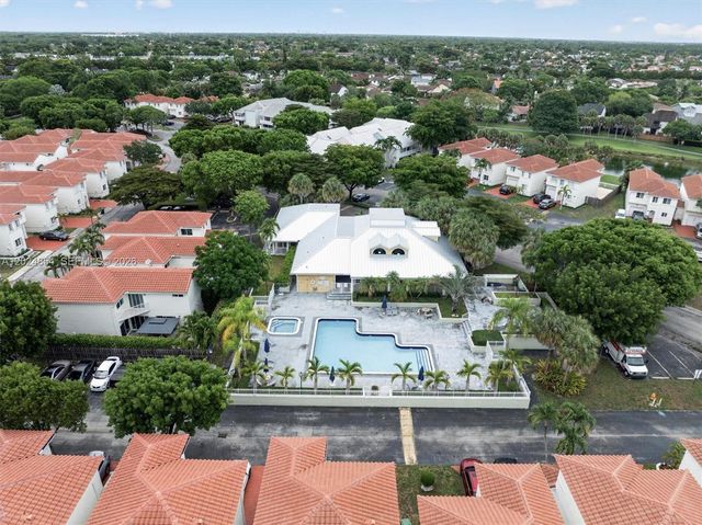 14930 SW 104th St 27, Miami, FL 33196