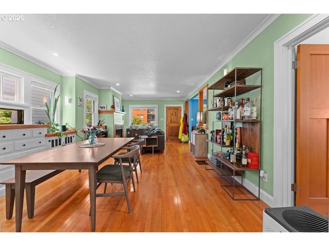 2608 Ne 7TH Ave, Portland, OR 97212