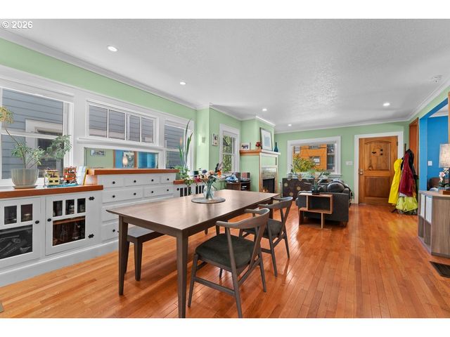 2608 Ne 7TH Ave, Portland, OR 97212