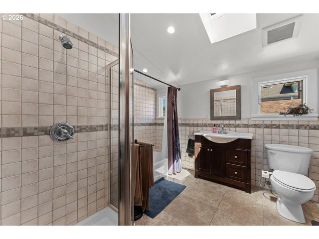 2608 Ne 7TH Ave, Portland, OR 97212