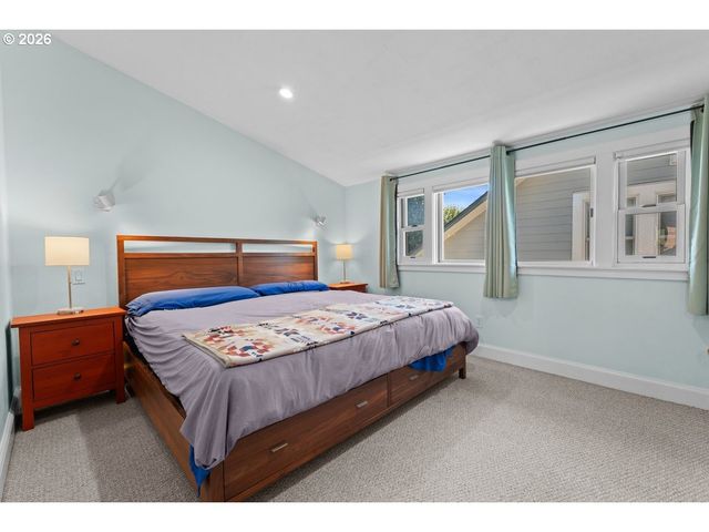 2608 Ne 7TH Ave, Portland, OR 97212