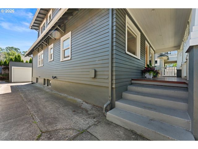 2608 Ne 7TH Ave, Portland, OR 97212