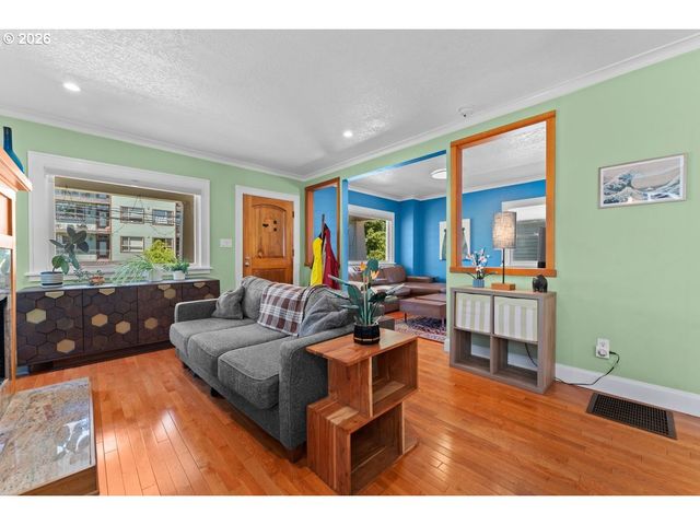 2608 Ne 7TH Ave, Portland, OR 97212