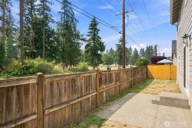 16508 39th Avenue E, Tacoma, WA 98446